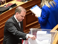 Προανακριτική για Τέμπη: Με 154 ψήφους π...
