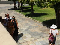 Στο «φούρνο» για ακόμη μια μέρα η Ελλάδα...