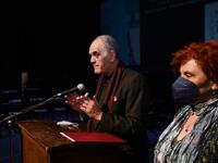 ΔΕΙΤΕ ΦΩΤΟ - ΠΑΤΡΑ: Μελοποιημένη ποίηση πλημμύρισε το Δημοτικό Θέατρο Απόλλων