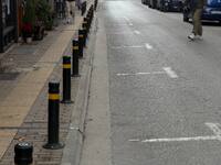 Ελέγξαμε τα κολωνάκια της οδού Ζαΐμη και...