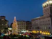 Οκτώ εκατομμύρια Ιταλοί ακυρώνουν τις χρ...