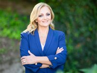 Η Χριστίνα Λαμπίρη στο TheBest Magazine-...