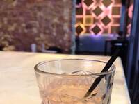 Κορωνοϊός: Προσωρινό λουκέτο σε δύο καφε...