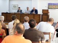 Ζητούν να δουν τον Πρωθυπουργό για τη Νο...