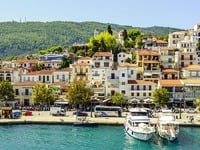 Σκιάθος: H κοσμοπολίτισσα των Σποράδων -...