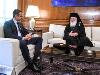 Επικοινωνία Κυριάκου Μητσοτάκη - Ιερώνυμ...