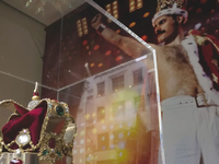 Φρέντι Μέρκιουρι: Σε δημοπρασία εκατοντά...