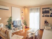 Πάτρα: Στον... Θεό οι τιμές airbnb για τ...