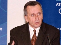 Πέθανε ο πρώην υπουργός του ΠΑΣΟΚ Γιώργος Δρυς