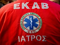 Τώρα! Παράσυρση πεζού στη Γούναρη και Αθ...
