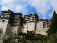 Κορωνοϊός-Άγιο Όρος: Τρεις ακόμα μοναχοί...