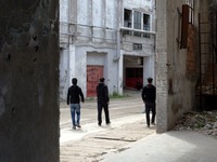 Πατρινοί βάζουν κατσαρόλα στο σπίτι τους...