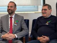 50.000 ευρώ «έφερε μαζί του» στη συνάντη...