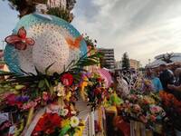 Η Πάτρα γιορτάζει την Πρωτομαγιά- Γέμισα...