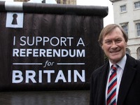 Συναγερμός στη Βρετανία – Μαχαίρωσαν βου...