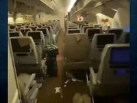 Πτήση Singapore: Επιδεινώνει η κλιματική...