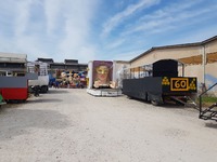 Πάτρα: Αποχωρούν τα άρματα από τις αποθή...