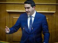 Κατρίνης: Το ΚΙΝΑΛ κρατάει μεγάλες αποστ...