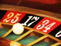 Τέσσερα καζίνο χρωστούν 100 εκατ. στον Ε...