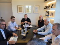 Σύσκεψη στην Περιφέρεια για τις κυκλοφορ...