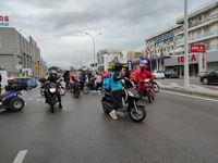 Πάτρα: Στους δρόμους οι ντελιβεράδες- Έκ...