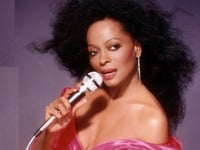 Ντελίριο με το θρυλικό hit των eighties ...