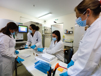 Κορωνοϊός: 2.729 νέα κρούσματα- 229 στη ...