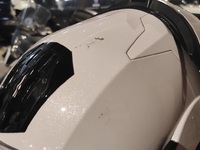 Πάτρα: Του έσκασε η μολότοφ στο κράνος- ΦΩΤΟ