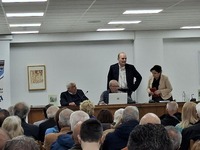 Πάτρα: Πλήθος κόσμου στην εκδήλωση παρου...