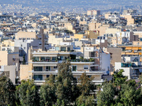 Τράπεζα της Ελλάδος:  Στο κόκκινο η επιβ...