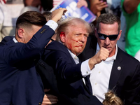 Απόπειρα δολοφονίας Τραμπ: Ο δράστης έδρ...