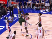 NBA Top-10: Μαινόμενος Γιάννης Αντετοκού...