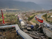 Τέμπη: Έρευνες για το δυστύχημα και τις ...