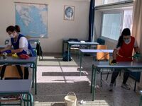 Σχολικές καθαρίστριες: Αντί αορίστου χρό...
