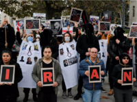 Τουλάχιστον άλλα 11 άτομα κινδυνεύουν με...