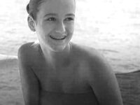 Πάτρα: Ντυμένοι στα λευκά στην κηδεία τη...