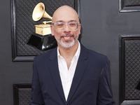 Ο Αμερικανός κωμικός Τζο Κόι θα παρουσιά...