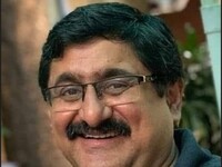 Κώστας Πελετίδης: O διάσημος Iνδός καθηγ...