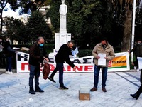 Πάτρα: Παρέδωσαν τα κλειδιά επιχειρηματί...