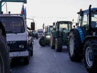 Αγρότες: Στην κυκλοφορία η Αντιρρίου – Ι...