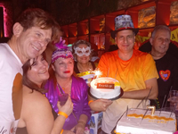 σπιράλ: Γενέθλια και αποκριάτικο πάρτι