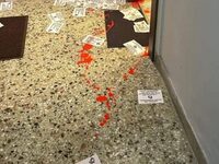 Πάτρα: Επίθεση αντιεξουσιαστών στο γραφε...