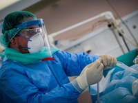 Κορωνοϊός: Η γεωγραφική κατανομή των νοσ...