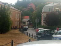 Άντρας σε αμόκ βγήκε στους δρόμους πυροβ...