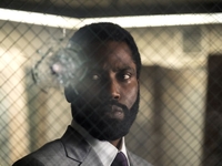 Παρέμεινε 1ο στο εγχώριο box office το &...