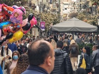 «Βούλιαξε» το κέντρο της Πάτρας: Πλήθος ...