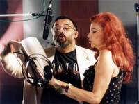 Όταν ο Θάνος Μικρούτσικος θεώρησε φάρσα ...