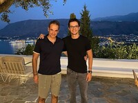 Θετικός στον κορωνοϊό ο Κωνσταντίνος Μητ...