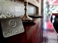 Λέσχες καπνιστών για τους θεριακλήδες ζη...