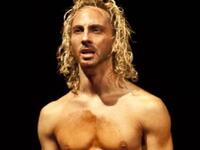 Δείτε πώς φωτογραφήθηκε ο Ιάννης Μελισσα...